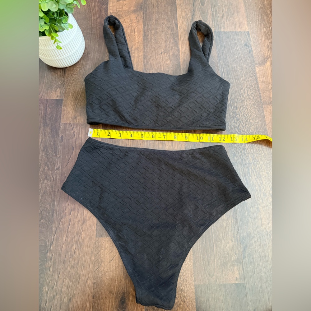 Black Textured Bikini - Picture 4 of 6